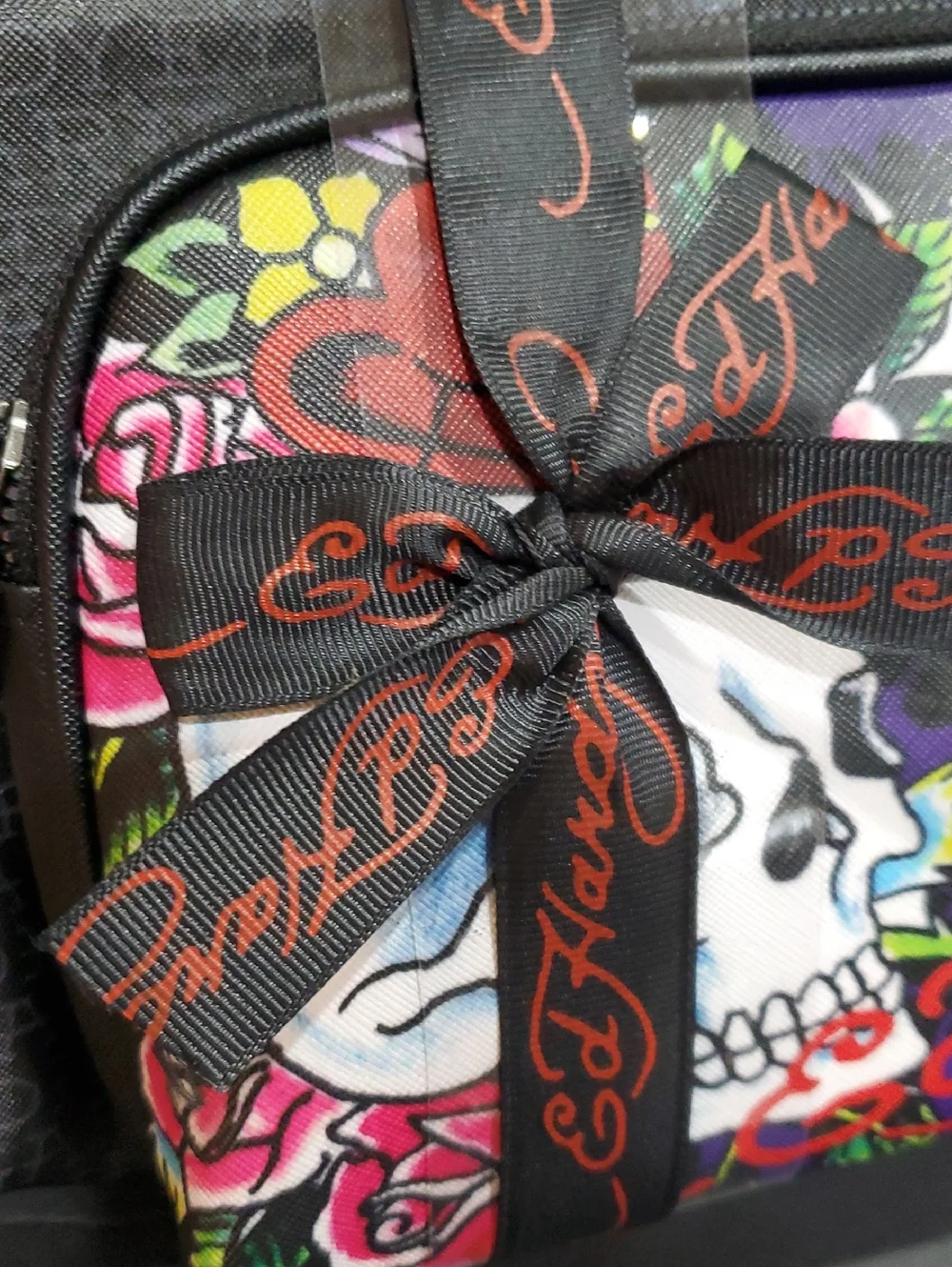 Ed Hardy black print 2piece cosmetic makeup bag pouch with skull & rose zip pull